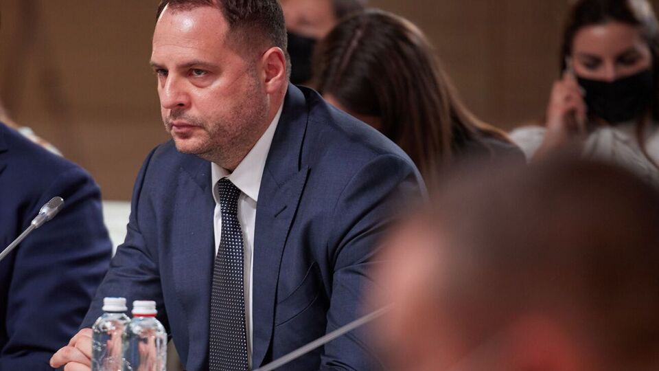 Єрмак: У рішенні лідерів нормандського формату визначено, що "дорожню карту" розробляють на рівні політичних радників лідерів Німеччини, Франції, України та РФ