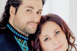 В январе супруг Мозговой певец David Axelrod переболел COVID-19