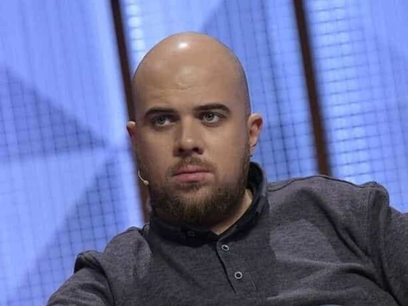 Більшість українців упевнені, що коронавірус створили штучно. Десятиліття негативного відбору зробили свою справу