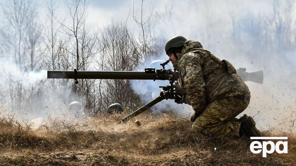 Сирський підкреслив, що ЗСУ протистоять терористичному угрупованню, до складу якого входять регулярні підрозділи збройних сил РФ