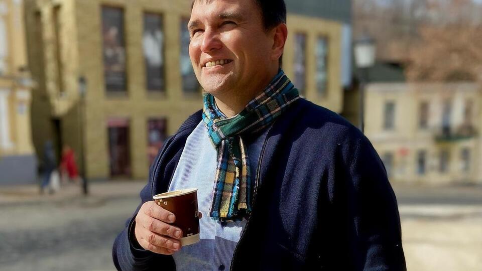 Клімкін: Хтось каже, що в метро потрібно одягати дві маски. А мені достатньо однієї