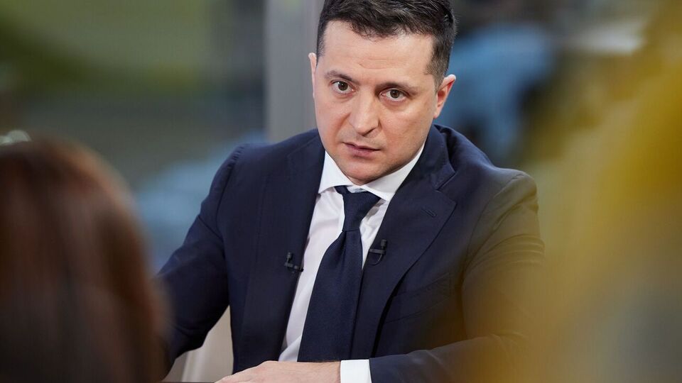 Зеленський ввів санкції проти 19 компаній, які використовують надра України