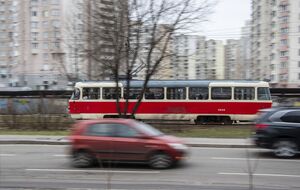 В Киеве ослабили карантинные требования для транспорта, он сможет перевозить не только сидячих, но и стоячих пассажиров