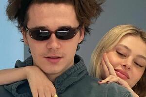 Старший сын Бекхэмов и дочь американского миллиардера Пельтца обручились летом 2020 года