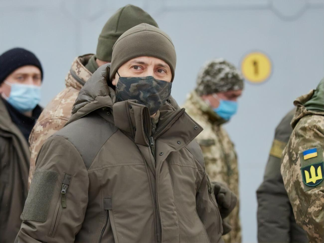 Украинцы доверяют Зеленскому больше, чем другим политикам