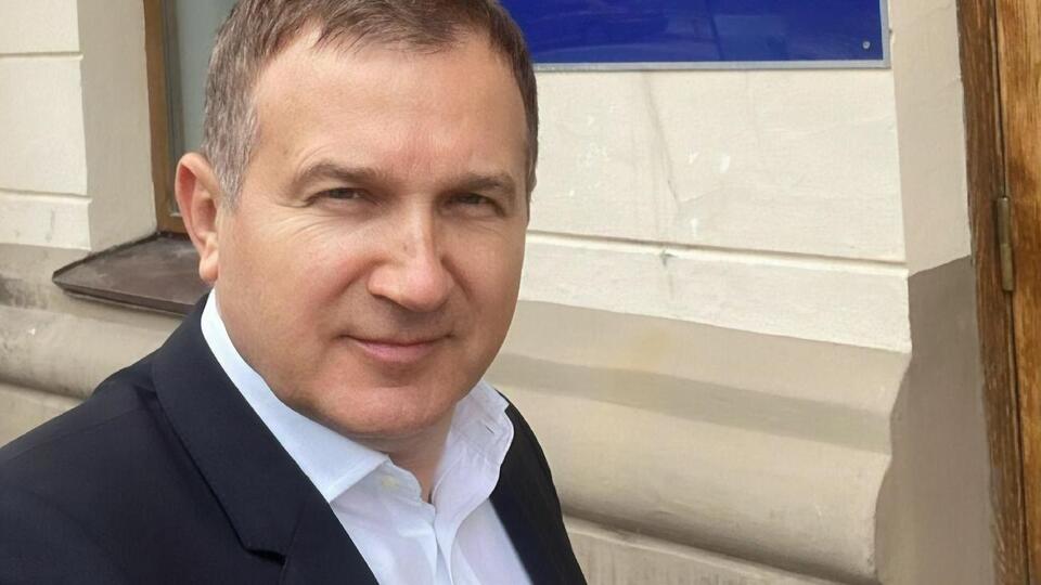 С 2006 года Горбунов является ведущим канала "1+1"