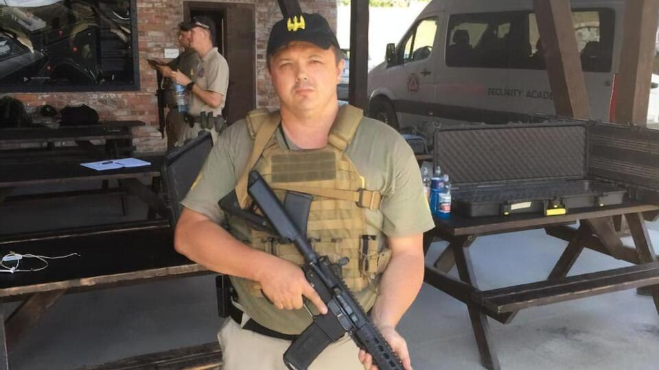 СБУ утверждает, что Семенченко организовал ЧВК