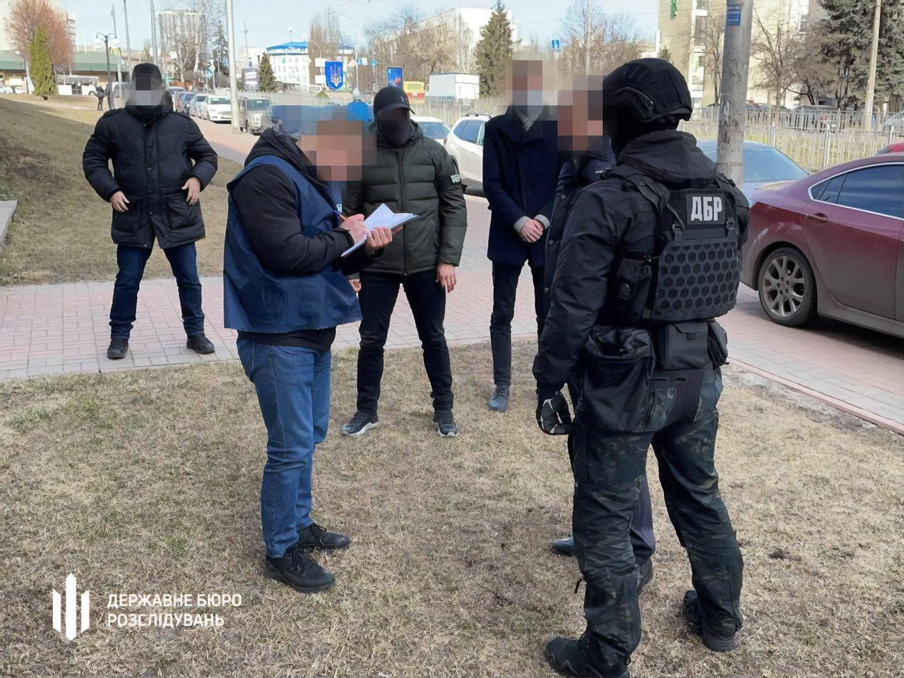 ГБР проверяет причастность других лиц к совершению этого преступления, в том числе среди руководящего звена ГУ ГНС в Киевской области