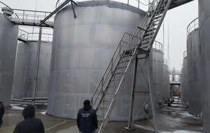 Сбывать контрафакт, по информации ГФС, планировали через подконтрольную АЗС на территории области по ценам значительно ниже рыночных