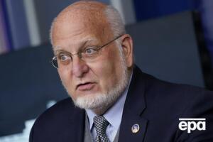 Редфілд заявив, що не вірить у те, що вірус перейшов від кажана до людини