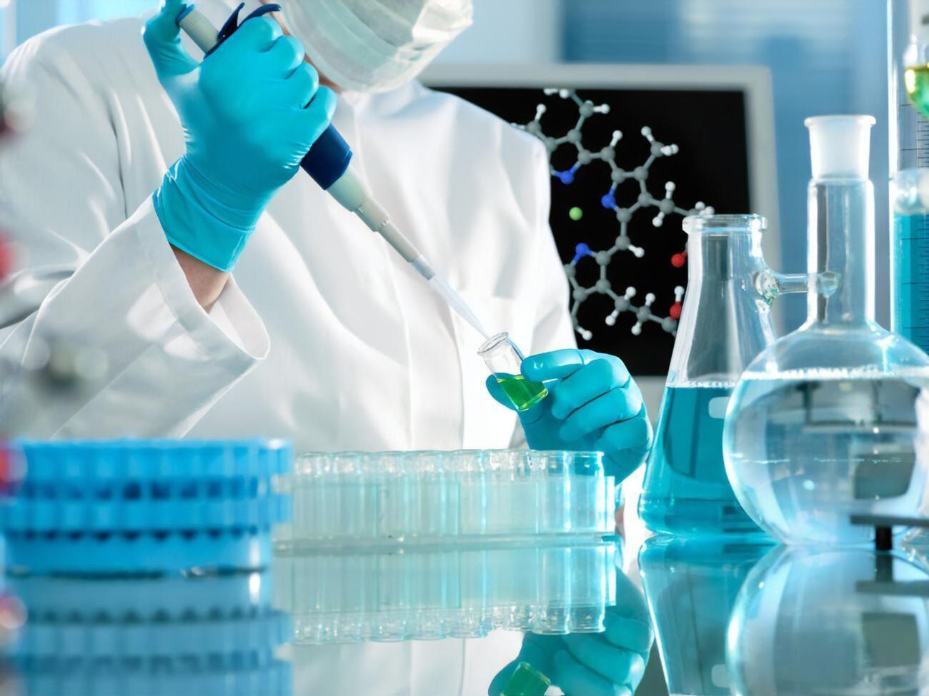 Закон освобождает от ответственности производителей и медработников