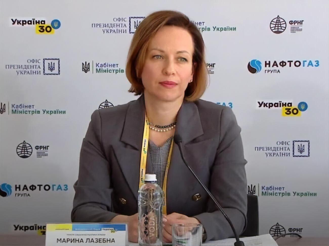 История с льготниками хуже, чем с получателями субсидий, отметила Лазебная