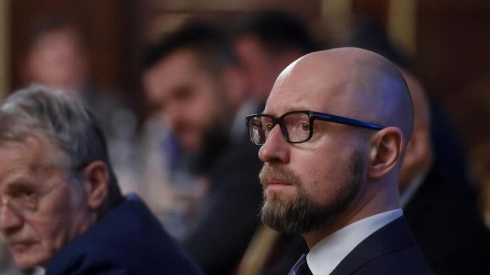 Яценюк: Чому путінський посередник ріс у дивідендах і впливі? Тому що Путін давав йому таку можливість