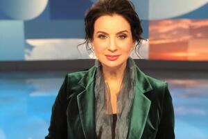 Стриженова является ведущей пропагандистского шоу с 2017 года