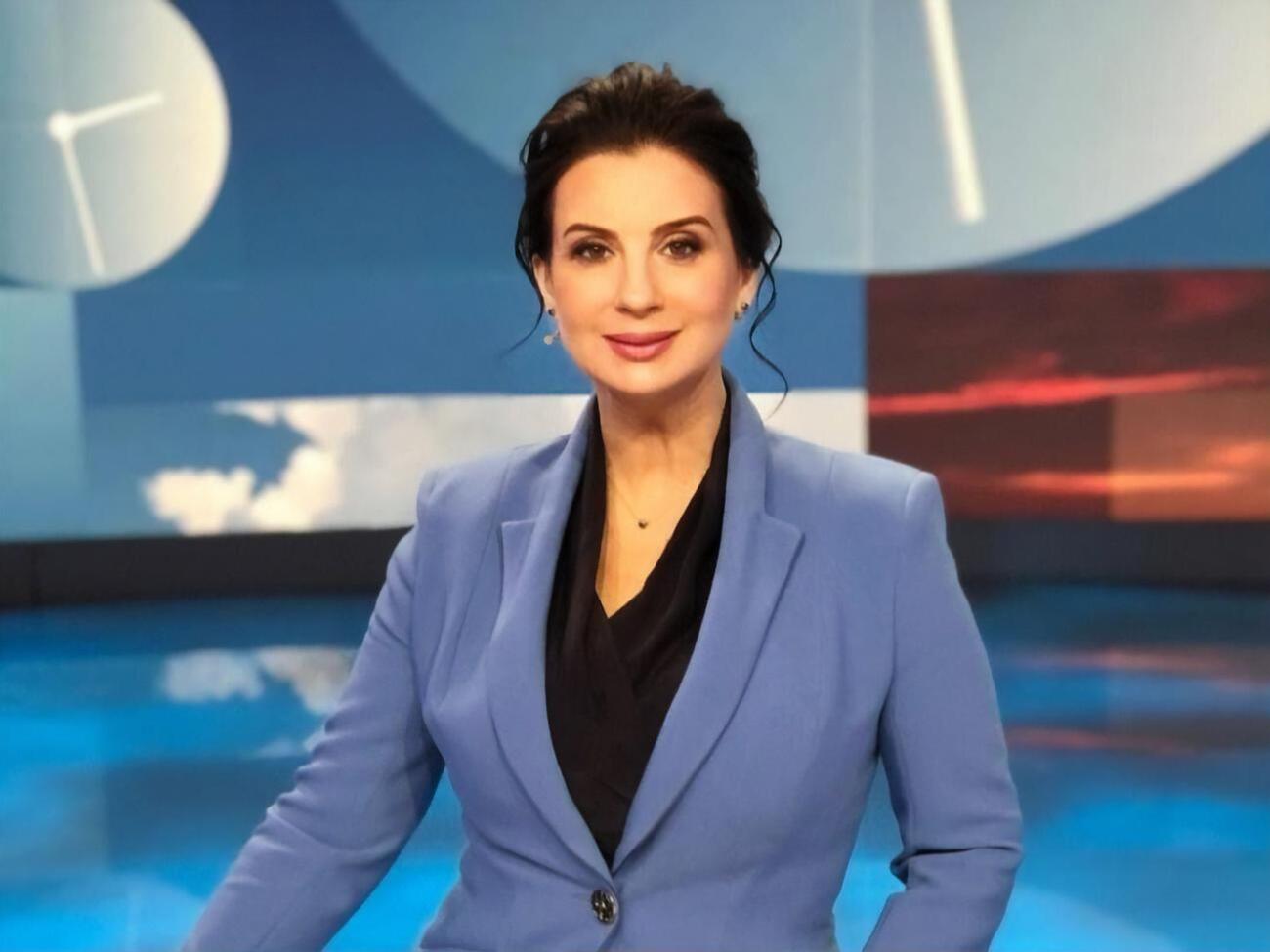 Стриженова ведет пропагандистское шоу "Время покажет" с 2017 года