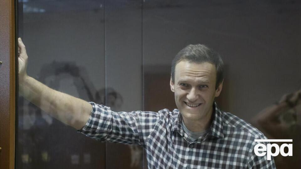 Навальный (на фото) подал иск из-за слов Пескова, что оппозиционер работает с американскими спецслужбами