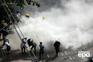 У М'янмі громадяни протестують через військовий переворот