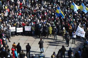 Предприниматели вышли на митинги против карантина