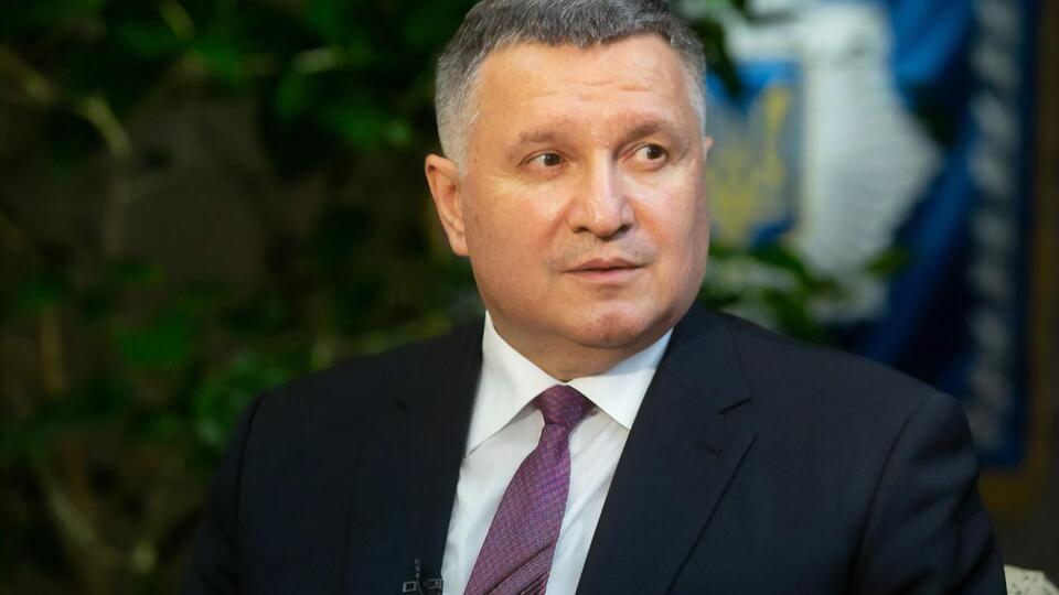 Аваков: Надо или принимать решения радикально, или это выглядит очень плохо