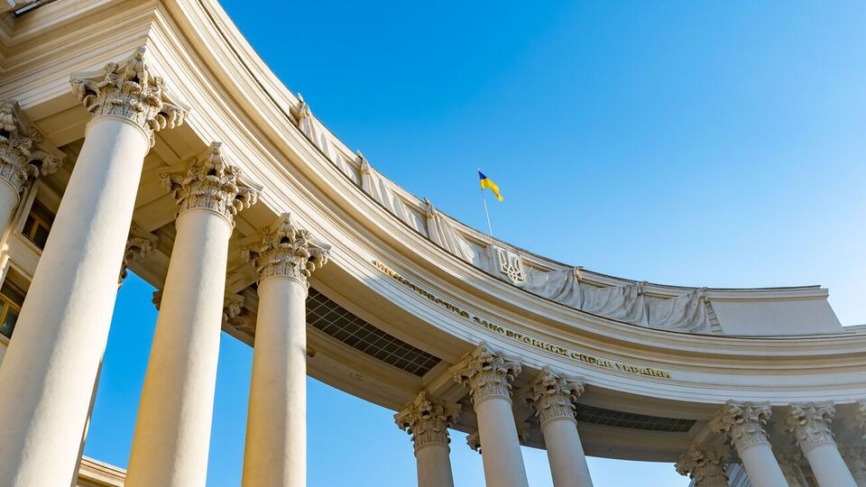 В МИД Украины слова Матовича о Закарпатье считают неуместными