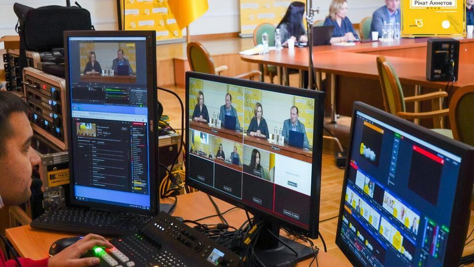 Три конференции посмотрели почти 8 тысяч медиков