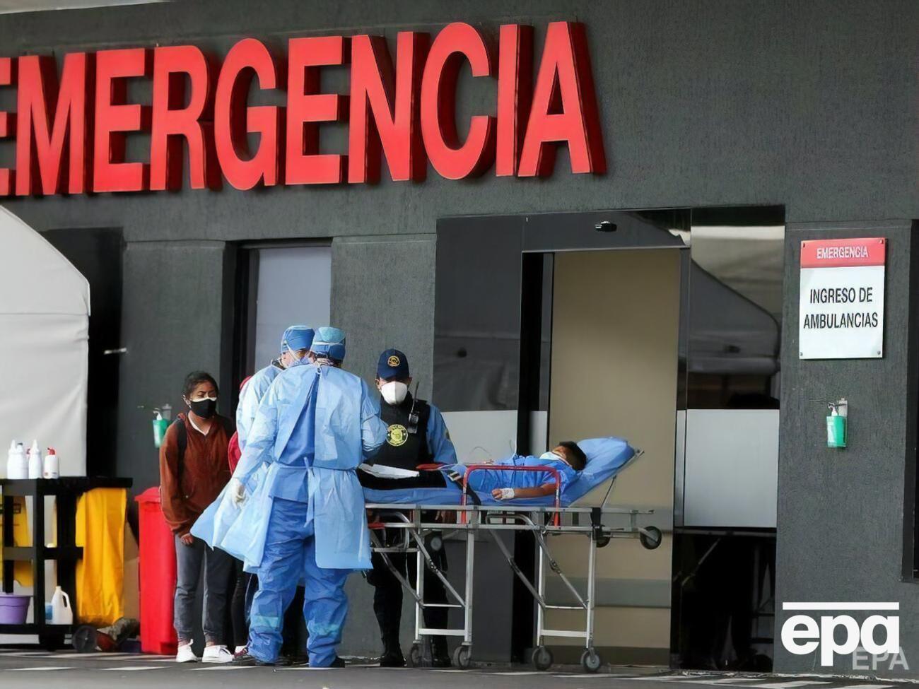 У світі виявлено майже 128 млн випадків COVID-19