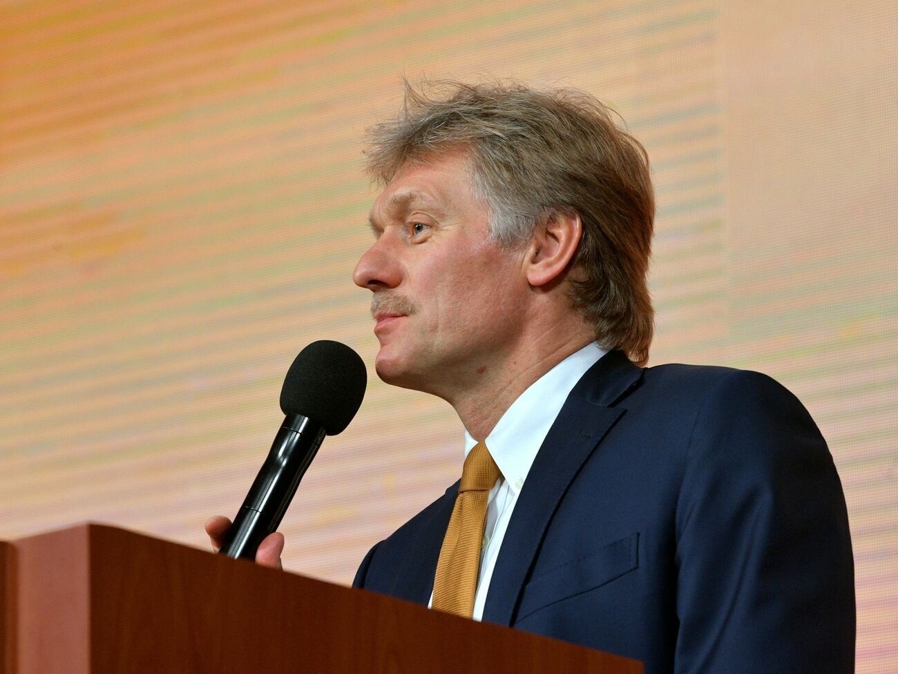 Песков: Об объединении речь не ведется