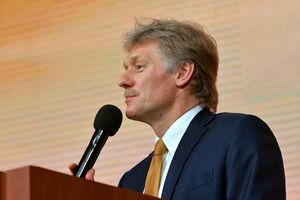 Песков: Об объединении речь не ведется