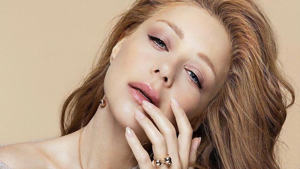 Тіна Кароль зняла епатажне відео