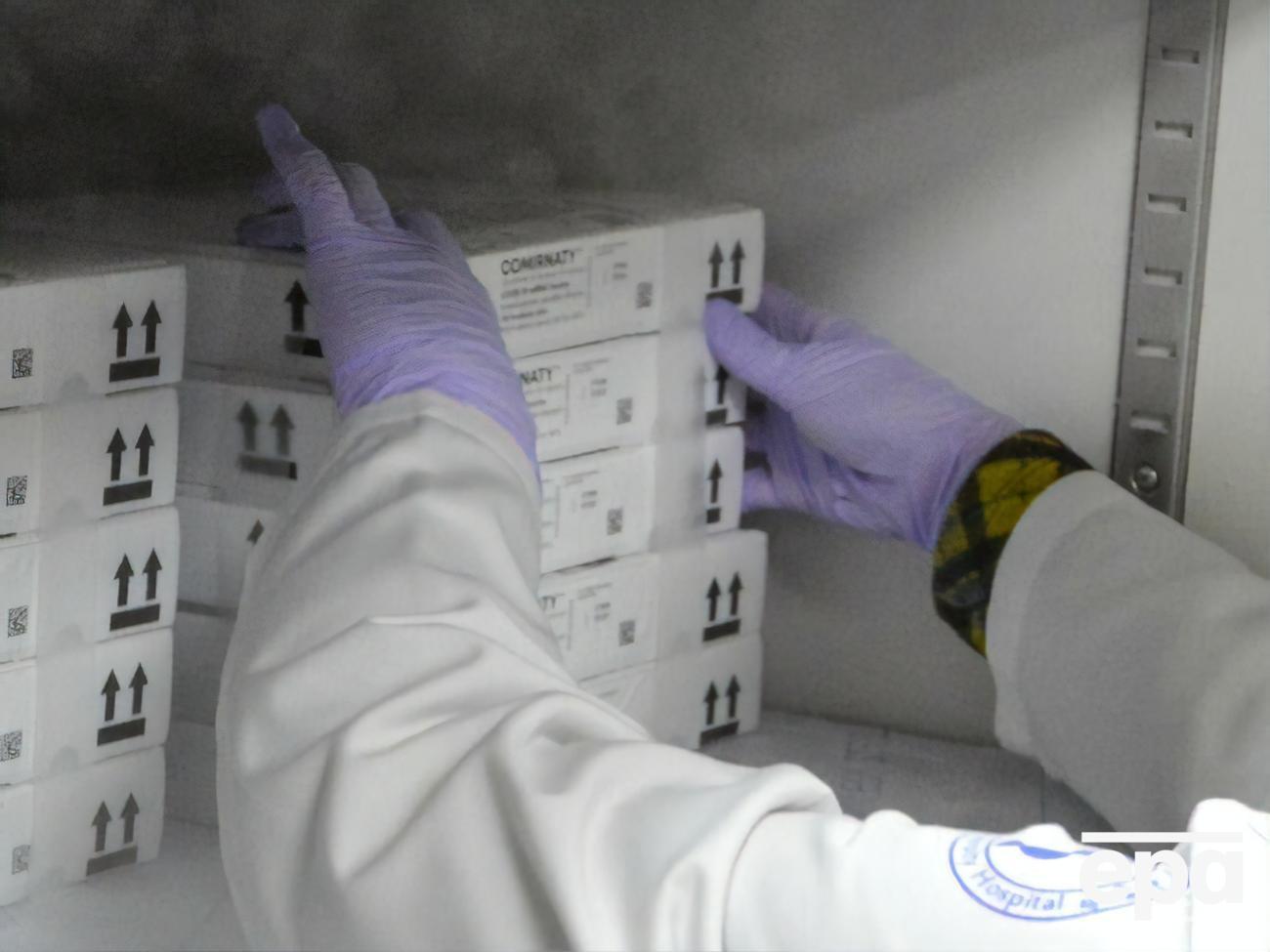 Перші 117 тис. доз вакцини Pfizer, які очікує Україна за COVAX, уже "повинні ось-ось прийти", сказав Ляшко