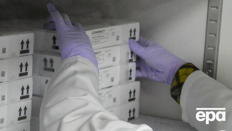 Перші 117 тис. доз вакцини Pfizer, які очікує Україна за COVAX, уже "повинні ось-ось прийти", сказав Ляшко