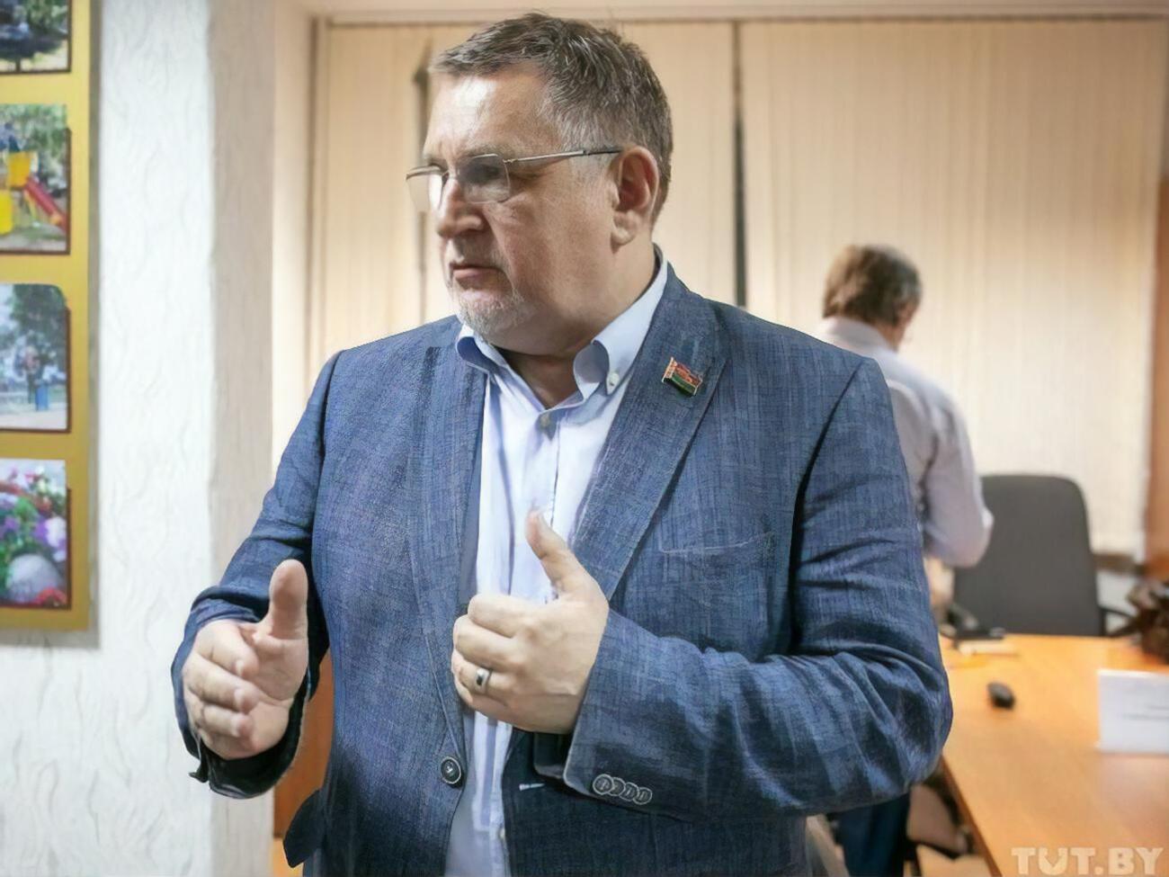 Если мероприятие несанкционированное, то любой журналист, находящийся там, уже не журналист, считает&nbsp;Давыдько