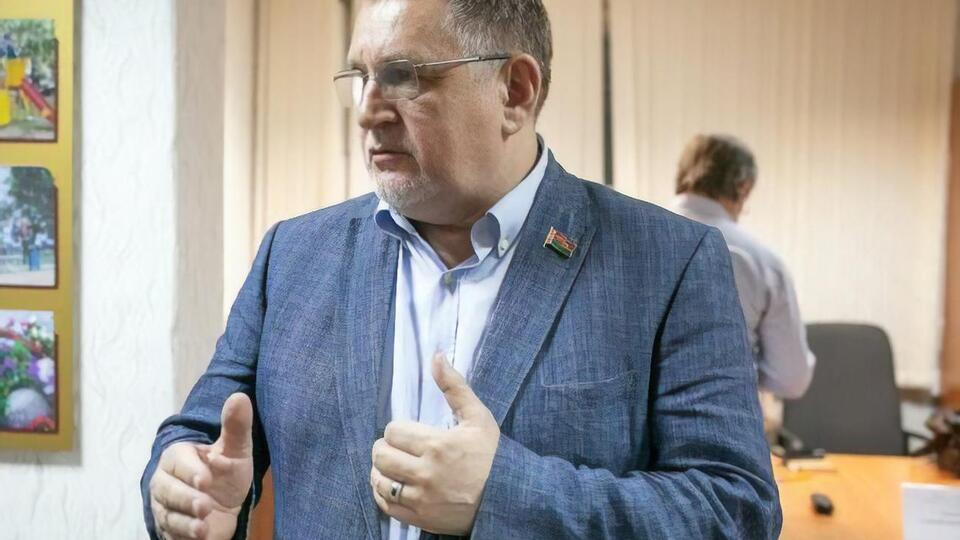 Если мероприятие несанкционированное, то любой журналист, находящийся там, уже не журналист, считает Давыдько