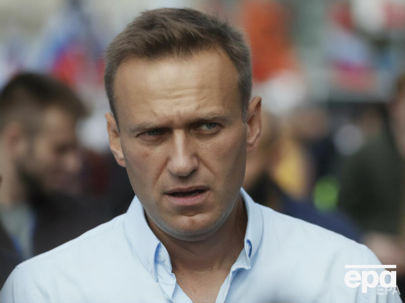 Навальний: Прохання мої скромні, очевидні, а право на медичну допомогу та огляд запрошеним лікарем-фахівцем чорним по білому прописано в законі