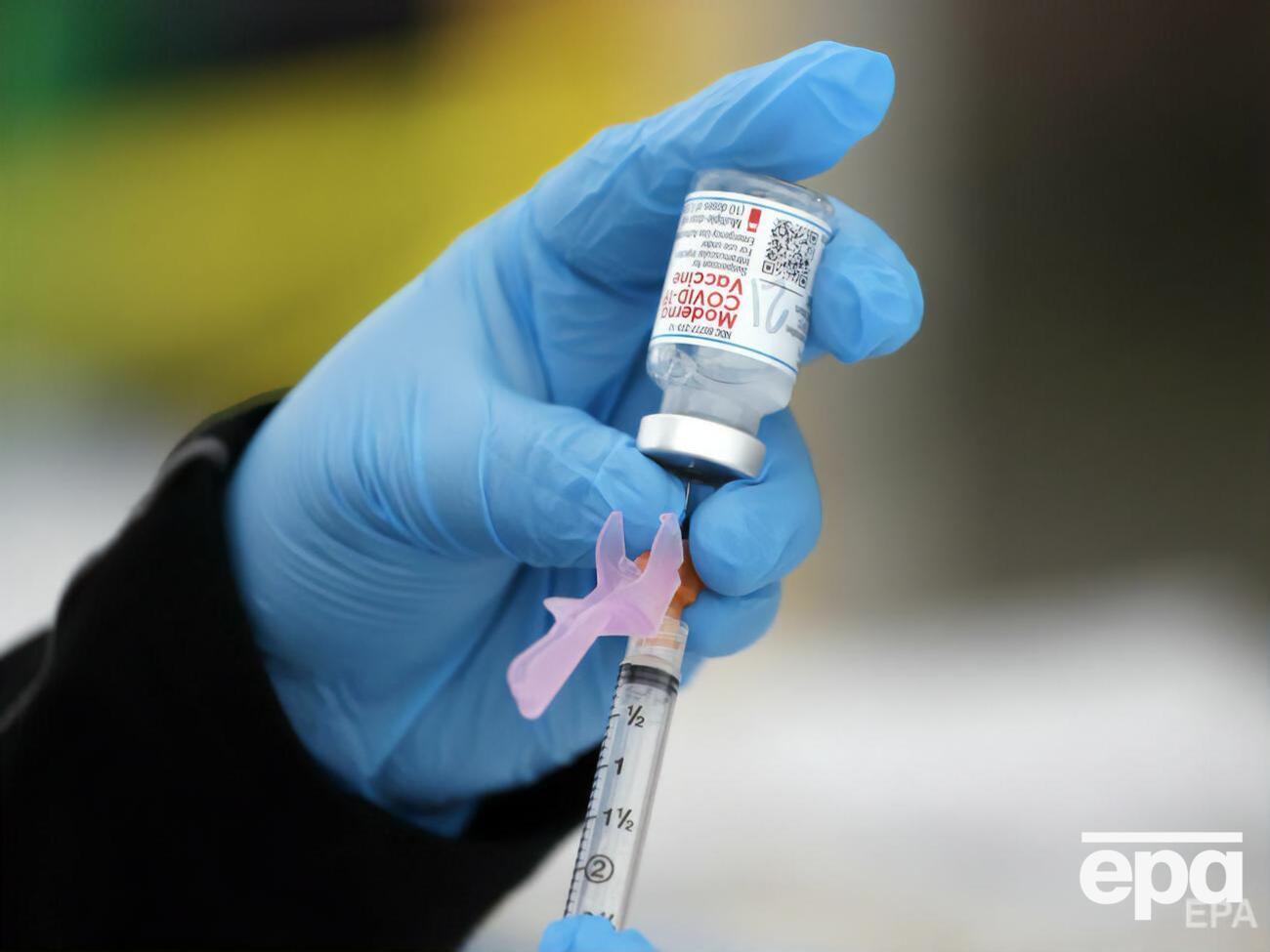 24 лютого в Україні стартувала вакцинація