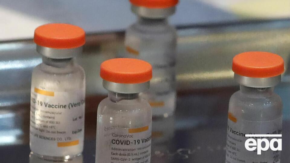 Минздрав планирует закупить 1,9 млн доз вакцины CoronaVac
