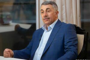 Комаровський: Вакцина від AstraZeneca викликає утворення антитіл і здатна захистити тих, хто вакцинується