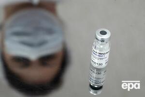 Аргентина отримала 600 тис. доз російської вакцини проти COVID-19