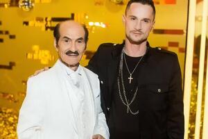 Сын Чапкиса прилетел в Украину из США