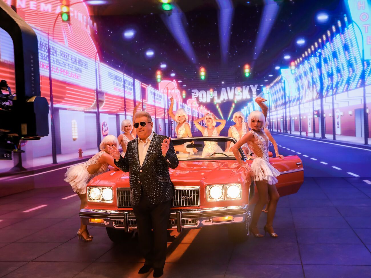 Поющий ректор заявил, что не собирается останавливаться лет до ста