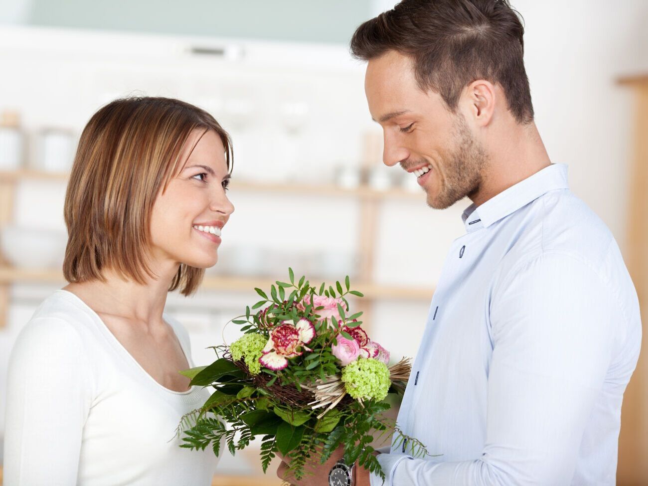 Получить цветы от мужчин на 8 Марта желают&nbsp;18,3% украинских женщин