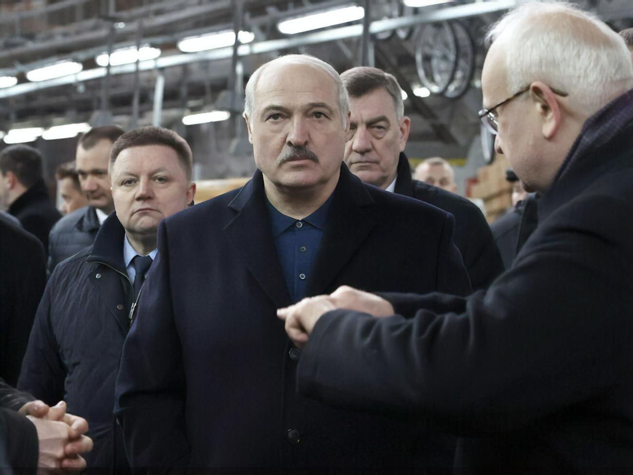 Лукашенко: Усе роблять для того, щоб зламати країну