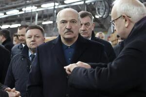 Лукашенко: Усе роблять для того, щоб зламати країну