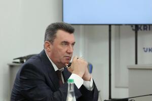Украинцы – свободные люди и часть большой Европы, отметил Данилов