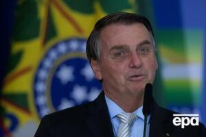 Болсонару неодноразово критикував будь-які обмежувальні заходи щодо боротьби з пандемією коронавірусу