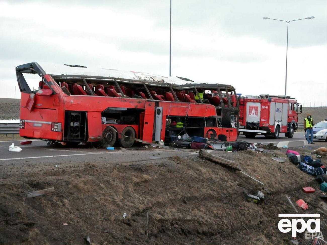 В Польше произошло ДТП с украинским автобусом, погибло шесть человек. Фоторепортаж