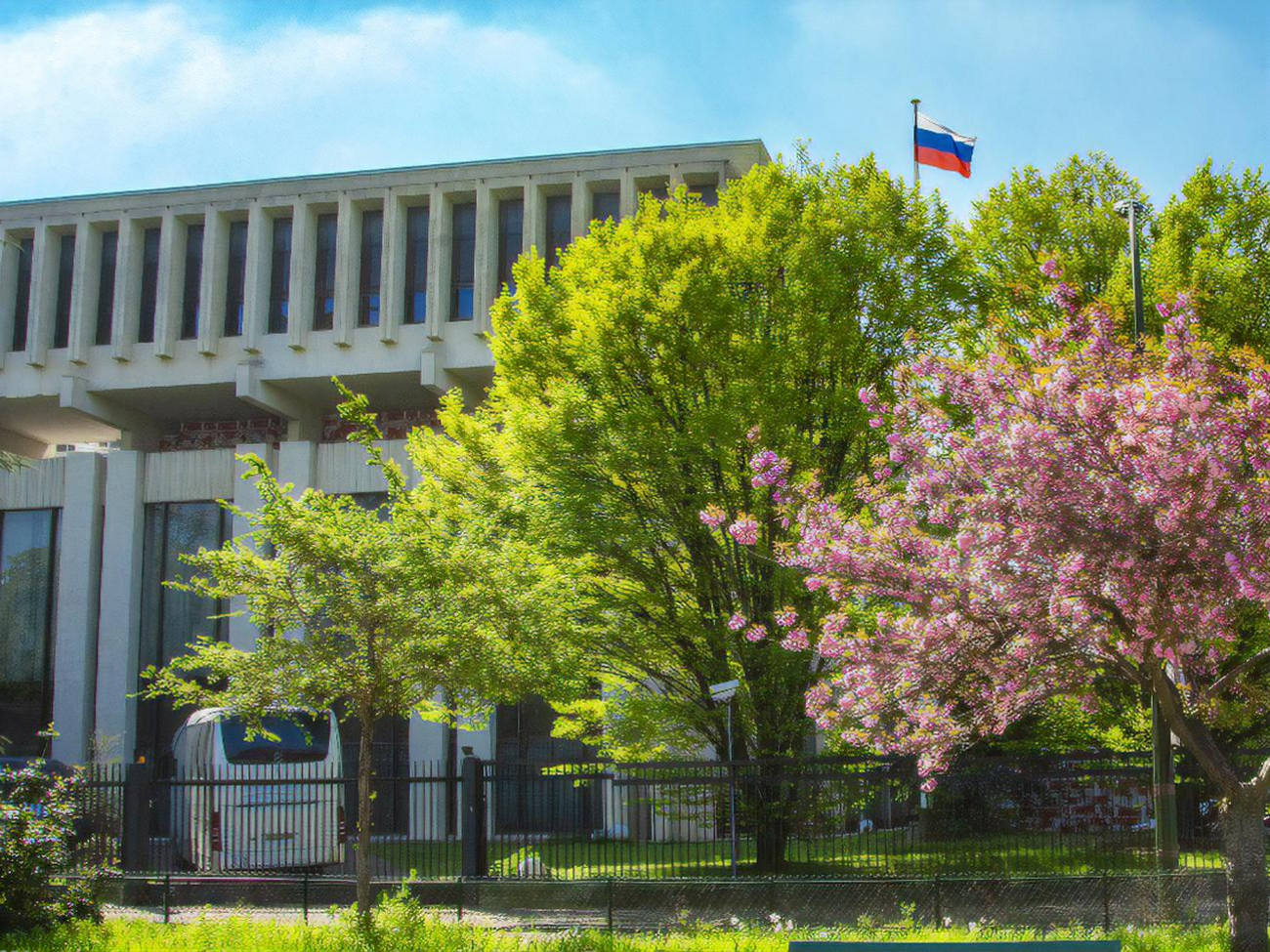 Висланий дипломат працював у російському посольстві