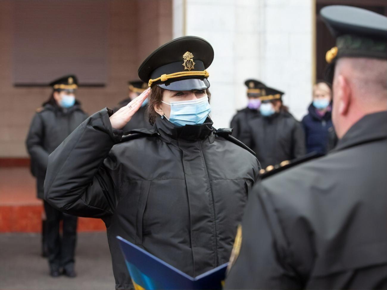 Более 360 женщин в Нацгвардии занимают руководящие должности