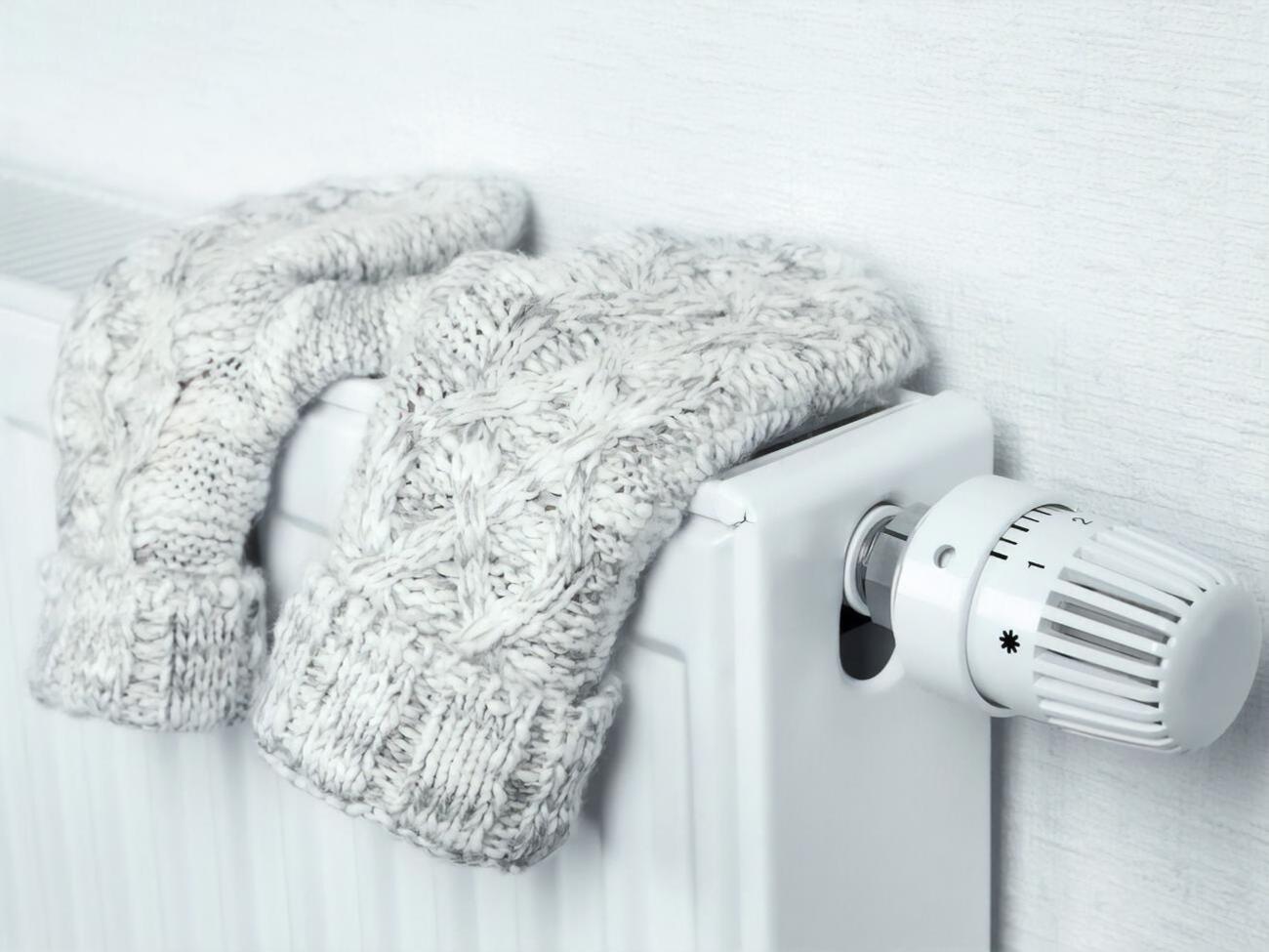 6 березня низку міст Донецької області почали від'єднувати від тепла