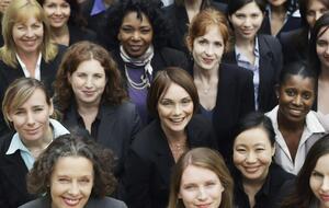 За последние годы доля женщин – членов правительства в ЕС увеличилась с 20% в 2004 году до 33% в 2020 году